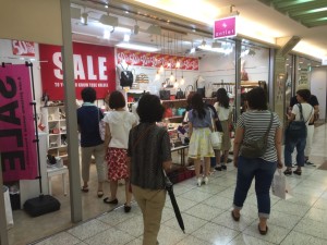 エスカ地下街「 a n t l e t 」(ACILIS株式会社)の写真3