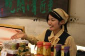 丸栄百貨店内 販売スタッフの写真1