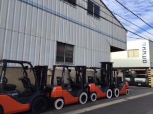 スズヒロフォークリフト株式会社の写真2