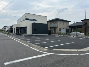 建物1階・２階東側が事務所です。