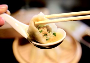 街中華 古来やの写真3