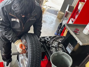 株式会社タイヤセールスの写真3
